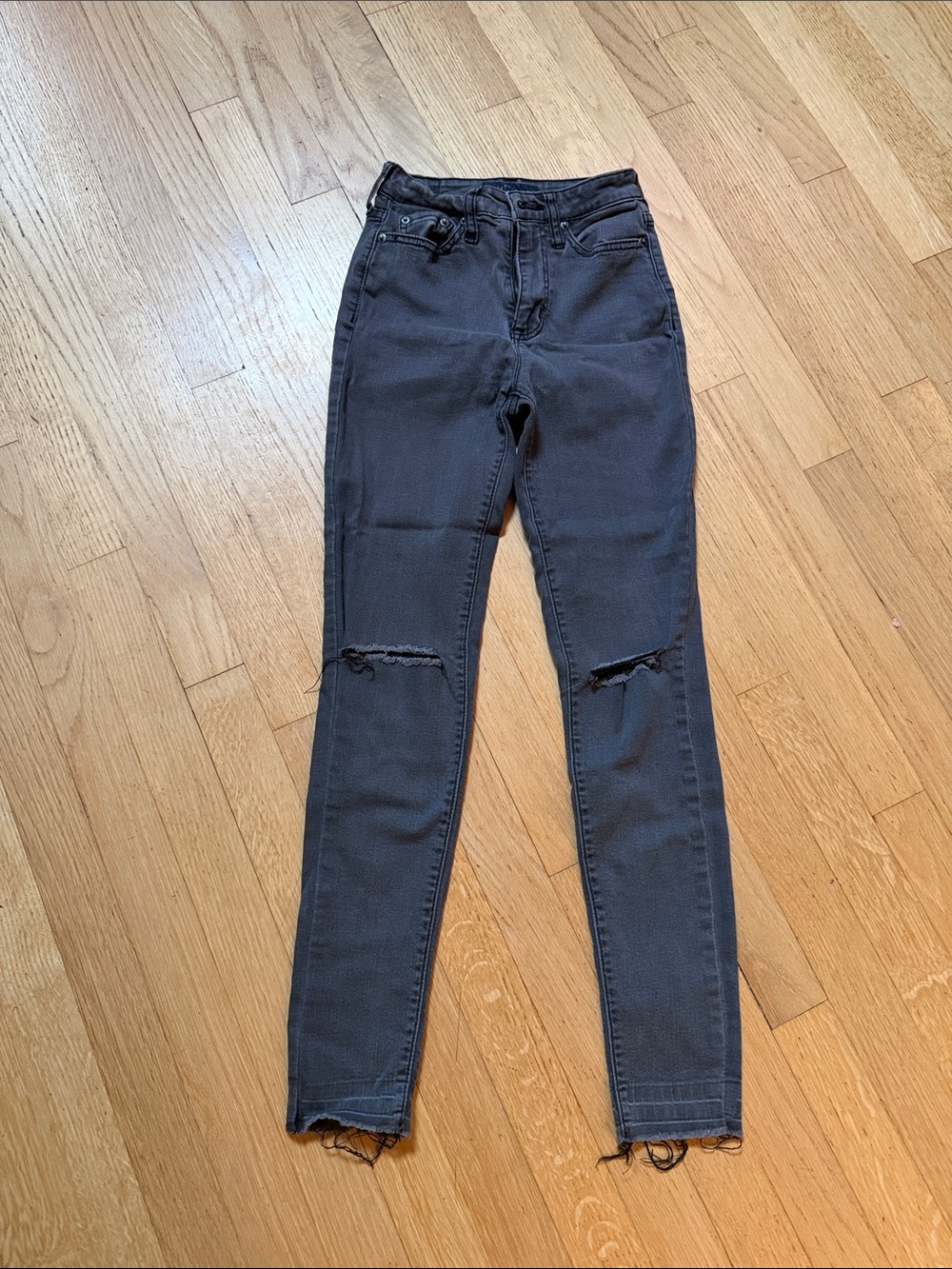 Aeropostale Black Distressed High-Rise Skinny Jeans
